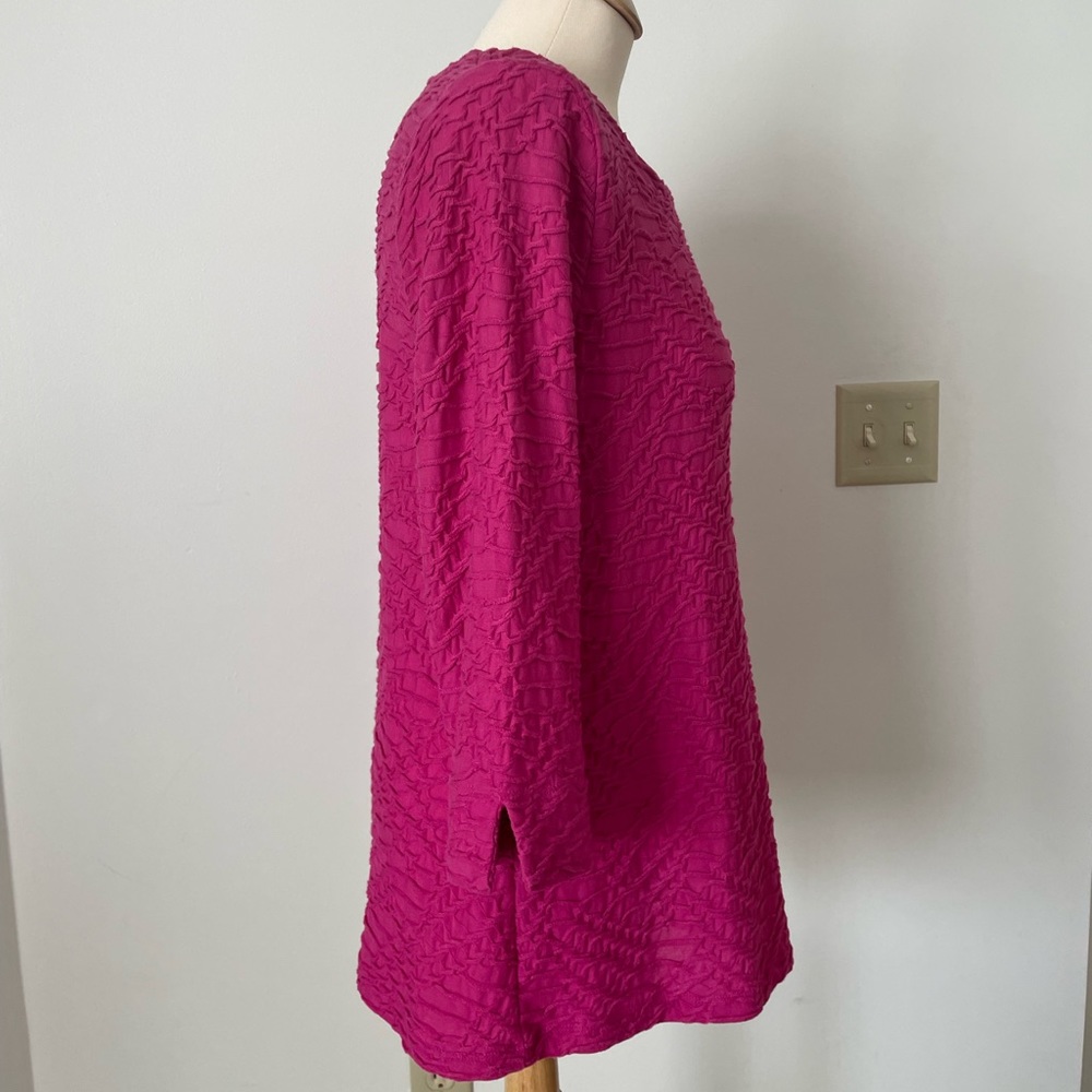 NWT Leo & Nicole Fuschia Square Neck Stretch Knit Top - Picture 4 of 6
